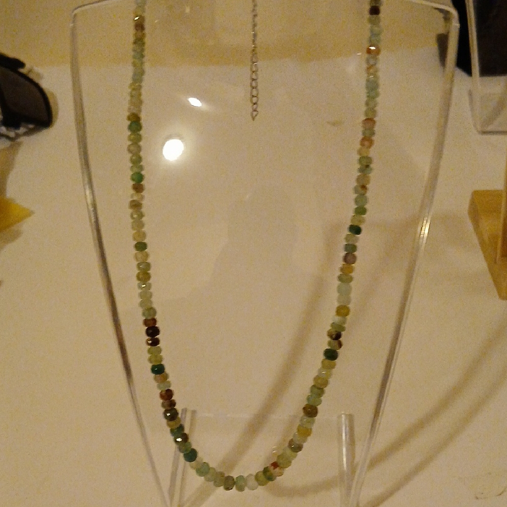 Elegant Green Beaded Necklace